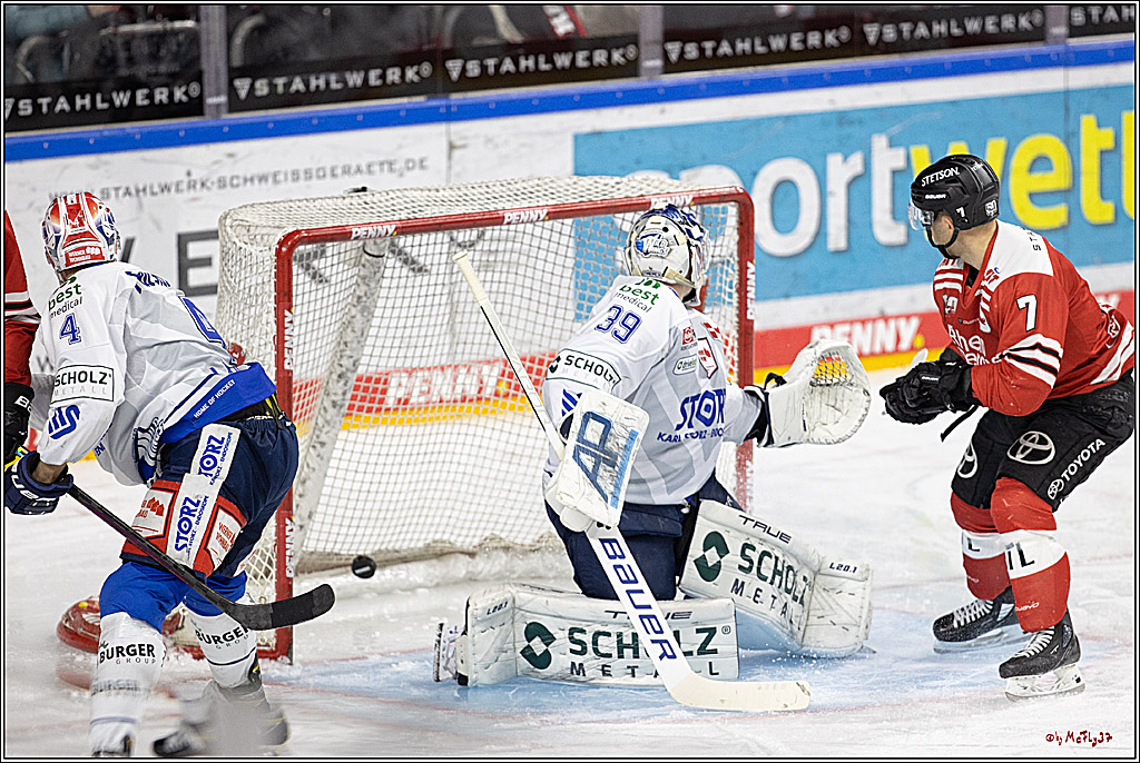 PENNY DEL;  Koelner Haie - Schwenninger Wild Wings; Koeln, 18.01.2023